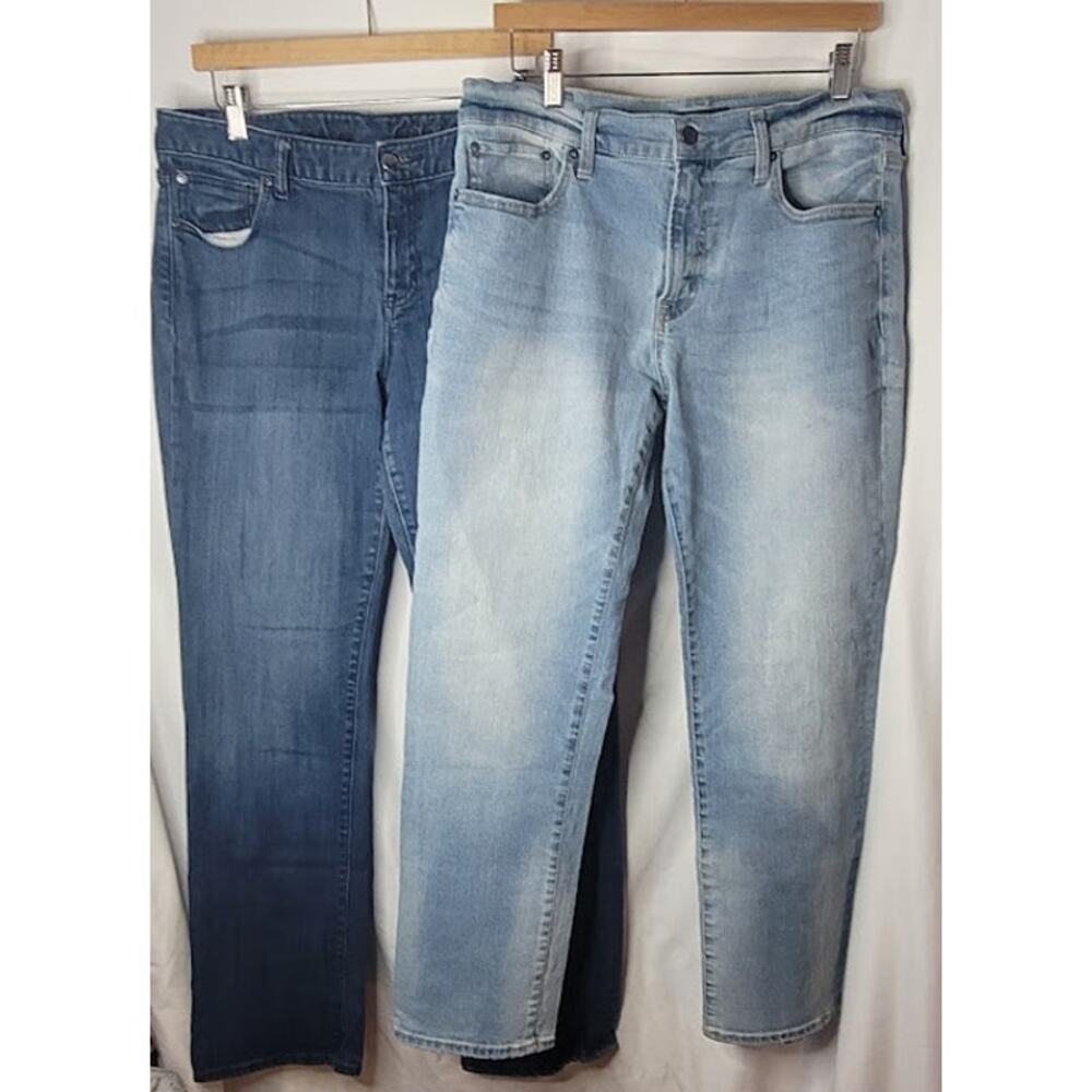 Gap, Aeropostale Women's jeans- Bundle of 2- size 14/32 and 32/30